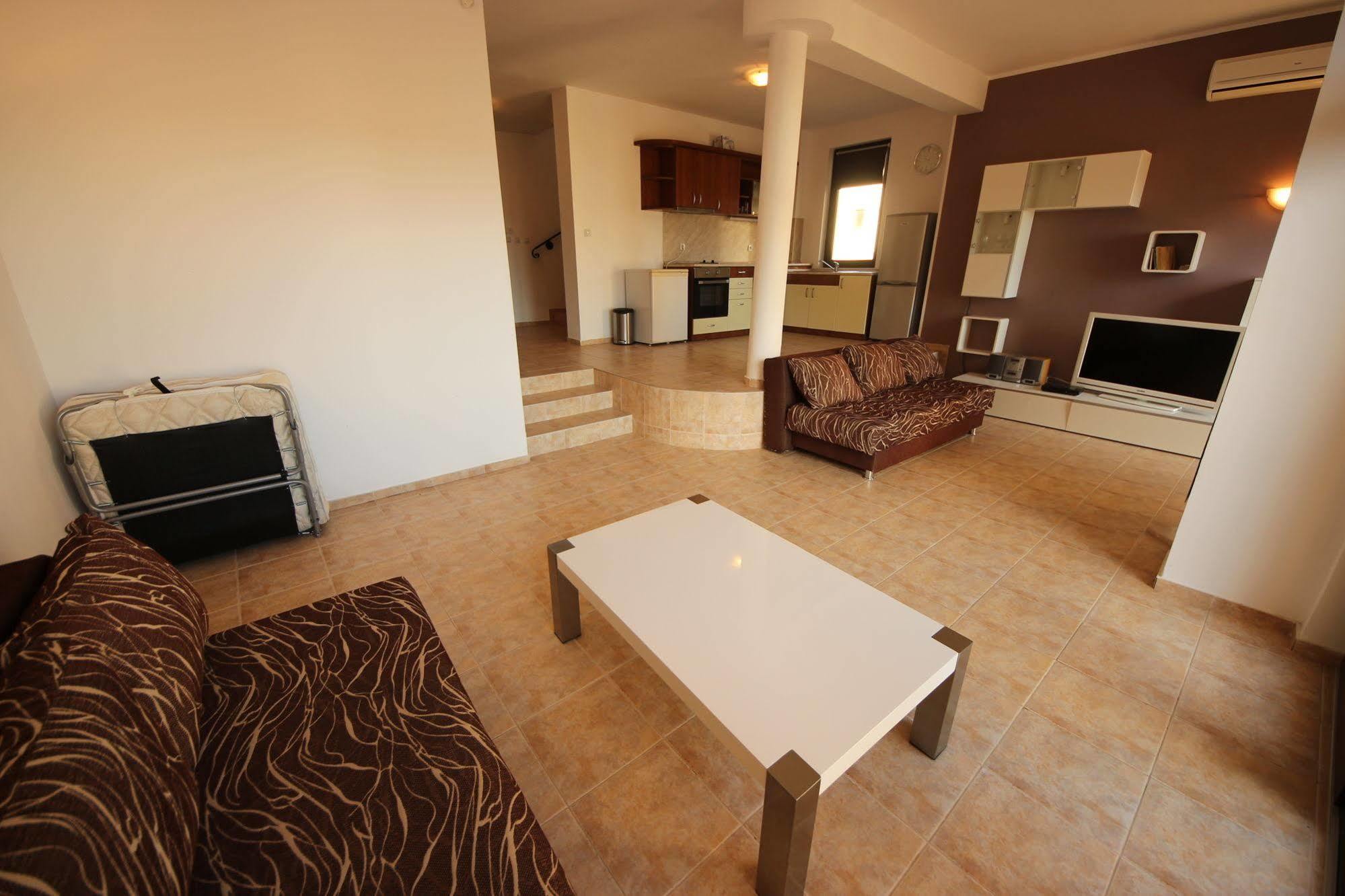 Menada Sunny Hill Villa Kosharitsa المظهر الخارجي الصورة