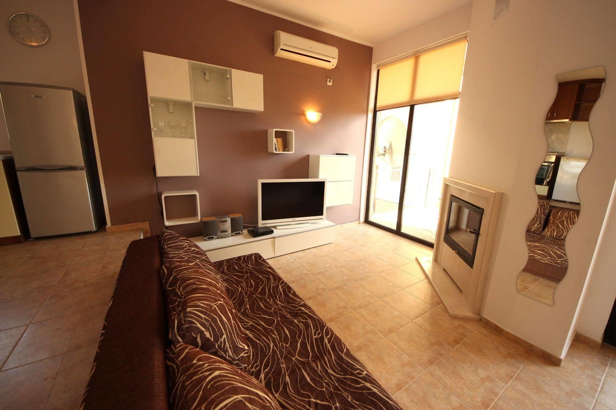 Menada Sunny Hill Villa Kosharitsa المظهر الخارجي الصورة
