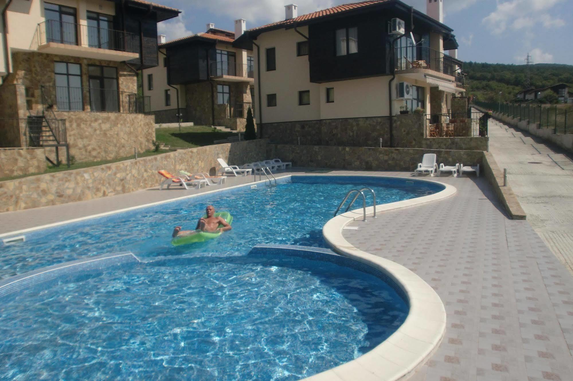 Menada Sunny Hill Villa Kosharitsa المظهر الخارجي الصورة